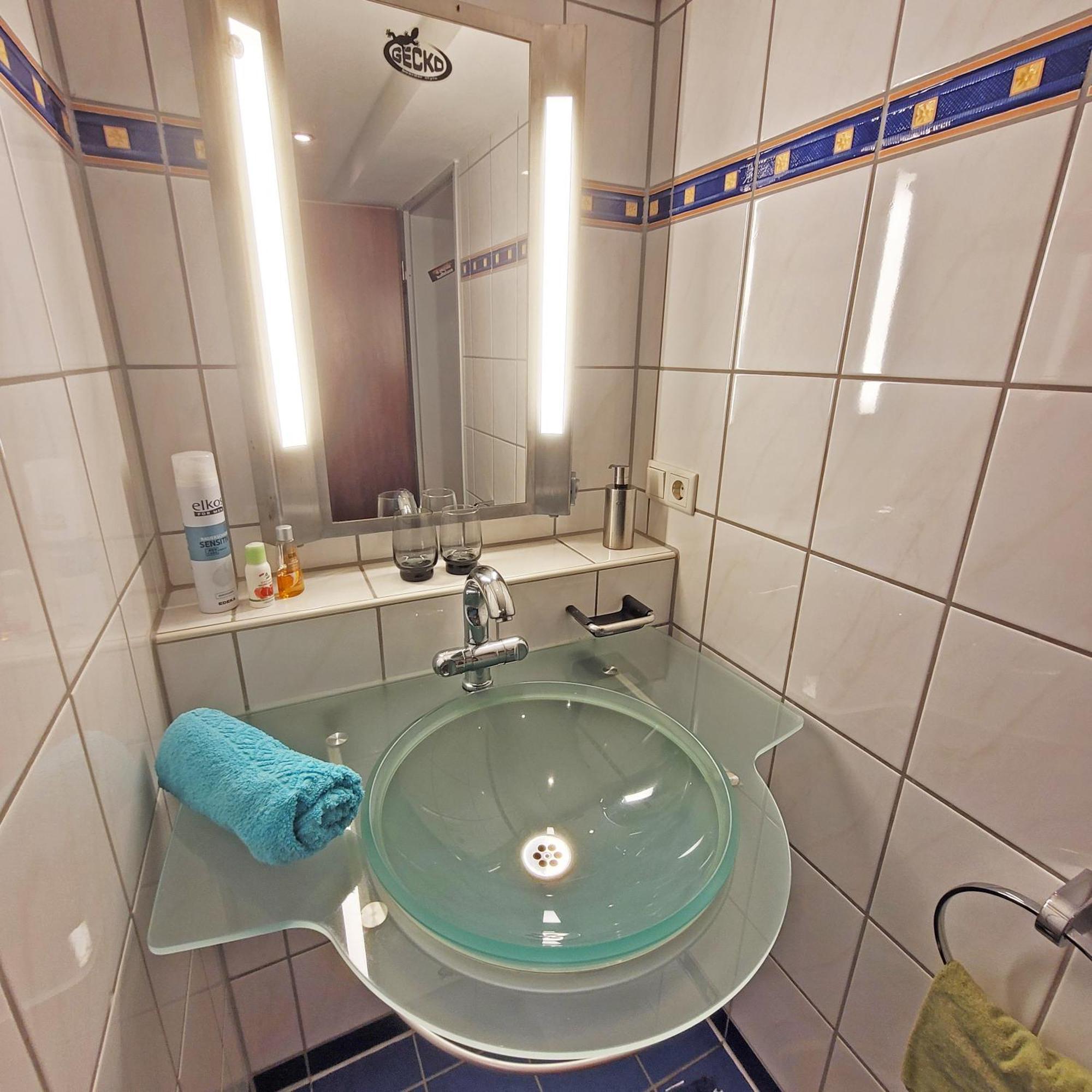 Apartment Close To Nature,Airport, Fair راتينغن المظهر الخارجي الصورة